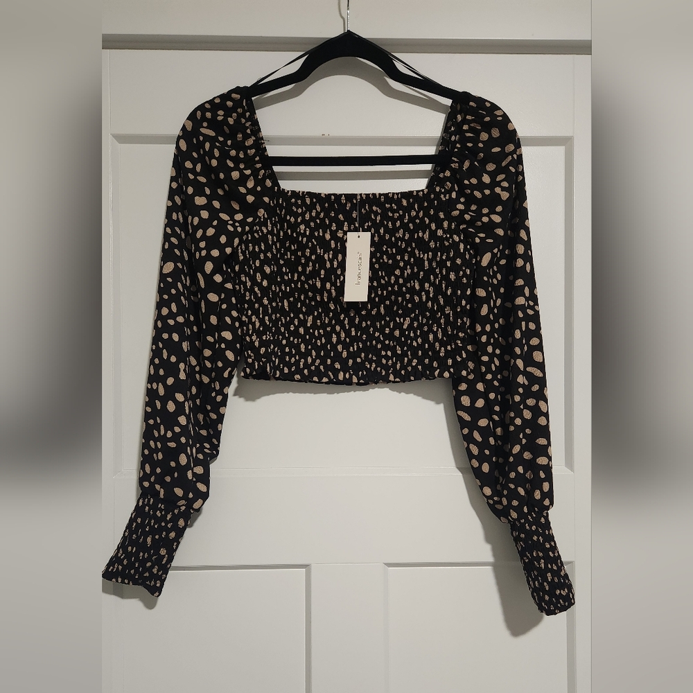 NWT size Small long sleeve crop top